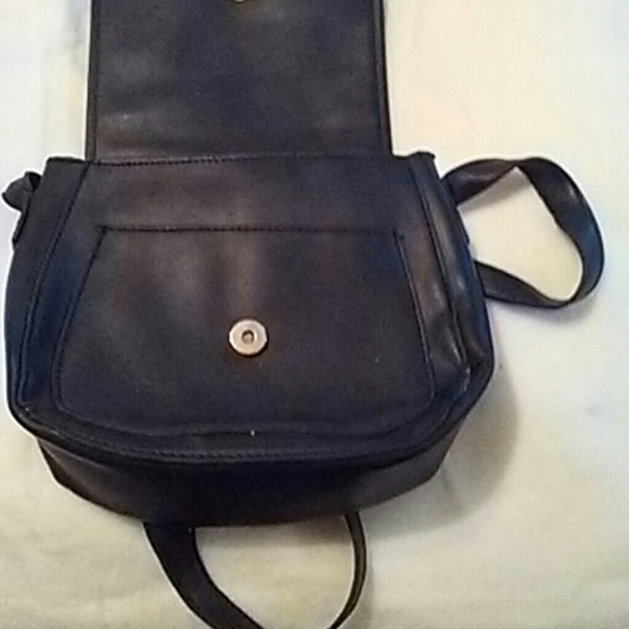 Purse - Picture 2 of 3